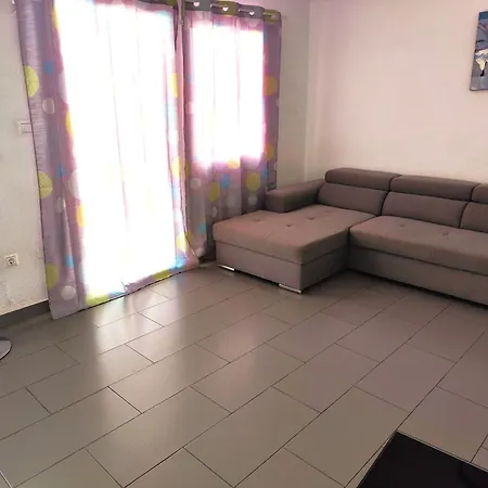 Heraclio. Atico A 150m Del Mar Apartman