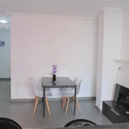 Heraclio. Atico A 150m Del Mar * Torrevieja